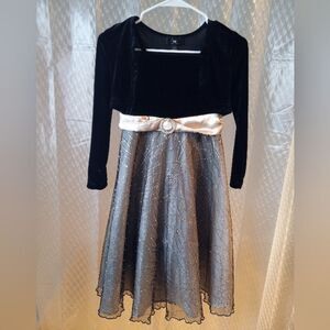 Amy Byer Fancy Girls Dress Size 8
